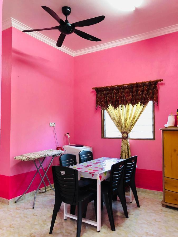 Homestay Tok Abah Dalam Rhu 파시르푸테 외부 사진